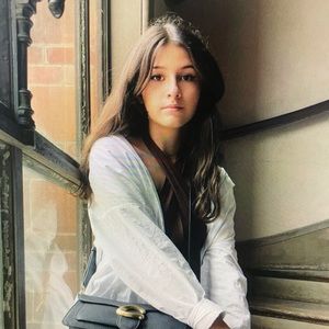 Meet your Posher, Dana